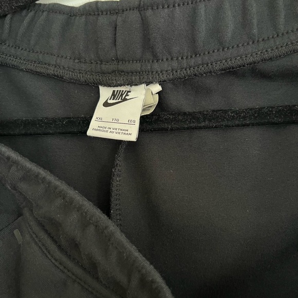 Nike Tech Fleece Joggers - 2X MENS/ Black - Picture 3 of 3